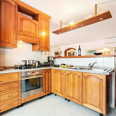 Golden View Luxury Apartment Maslinica Exterior foto