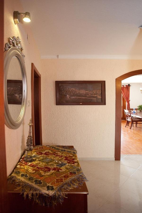 Golden View Luxury Apartment Maslinica Zimmer foto
