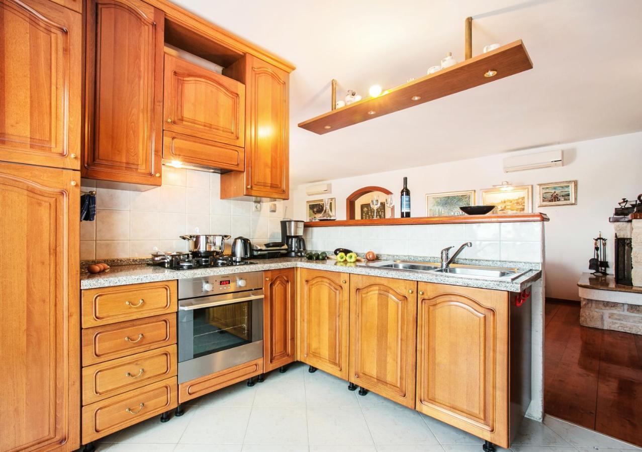 Golden View Luxury Apartment Maslinica Exterior foto