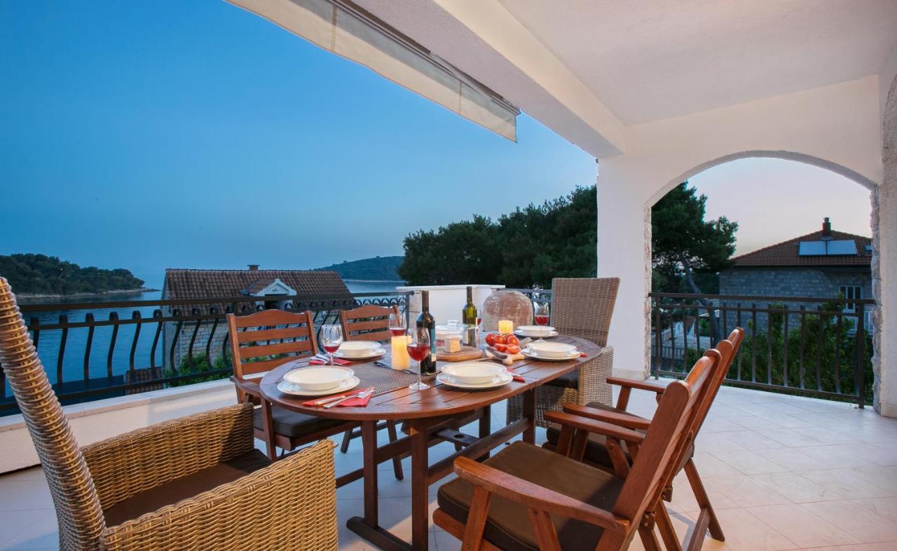 Golden View Luxury Apartment Maslinica Exterior foto