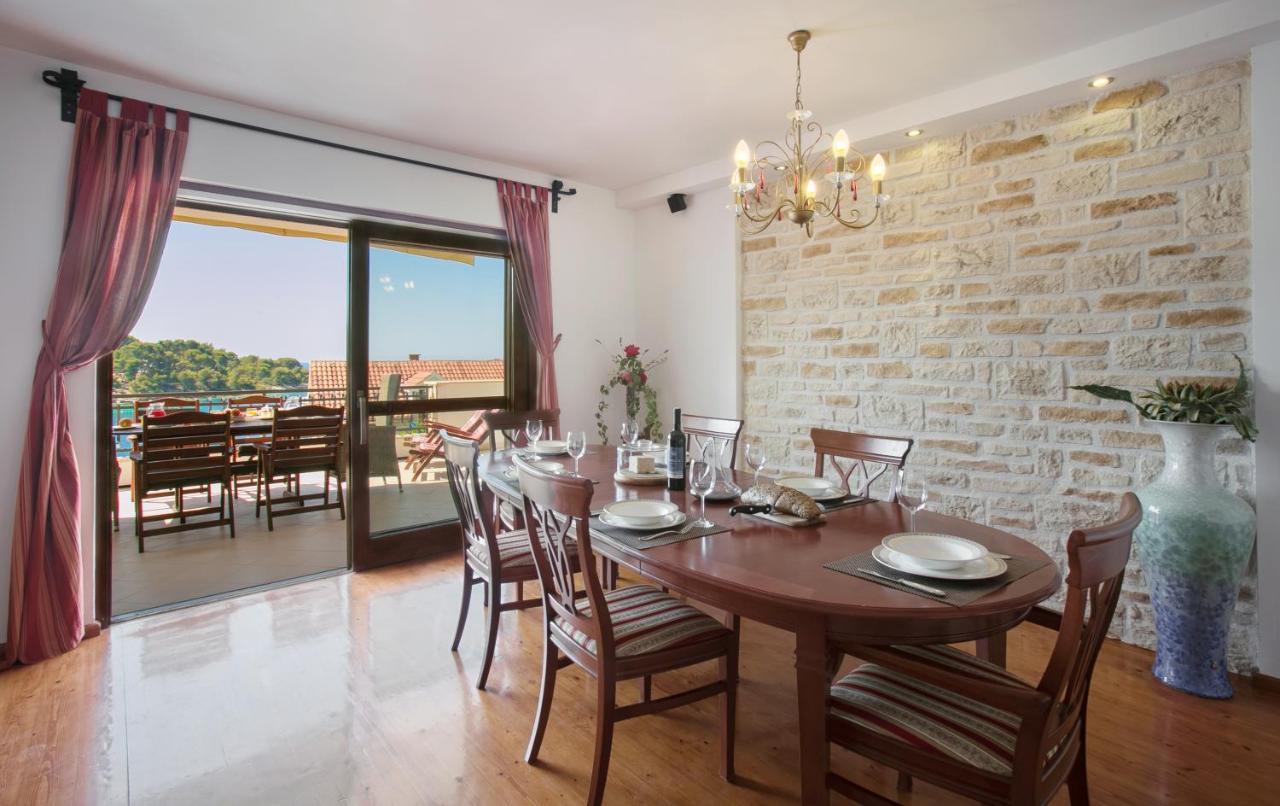 Golden View Luxury Apartment Maslinica Exterior foto